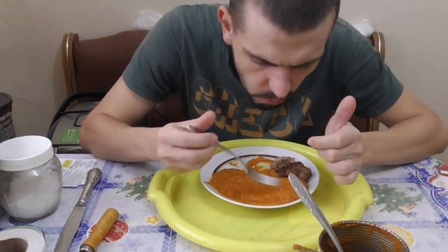 ОБЖОР НА СОЧНЫЕ И ОЧЕНЬ ВКУСНЫЕ ДОМАШНИЕ КОТЛЕТЫ С ЧЕСНОКОМ, ИКРА ИЗ КАБАЧКОВ УГОЩЕНИЕ СЛАВЯНКИ