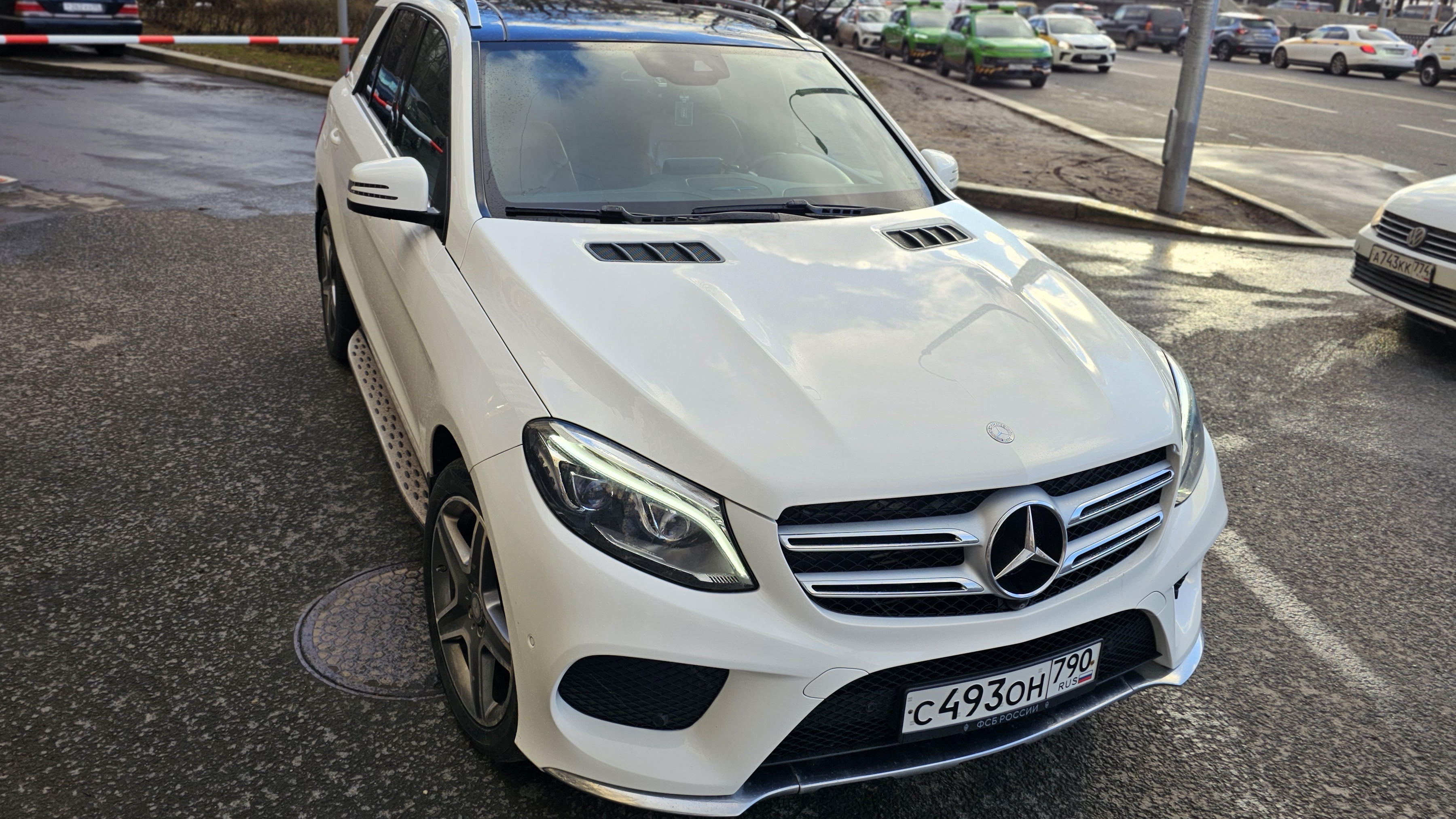 Mercedes продаю