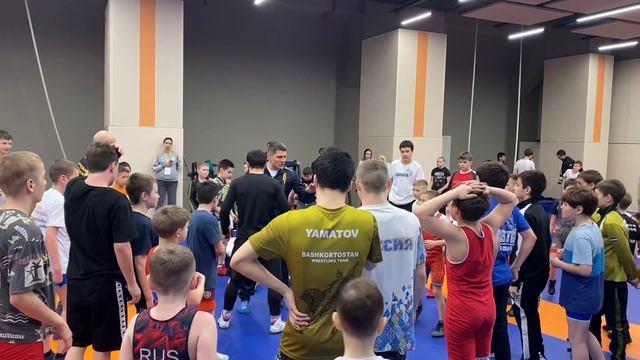 Олимпийский чемпион А.В. Мишин и Чемпион мира Исмаил Насруллаев Мастер Класс для молодого поколения