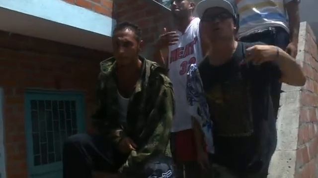 EN LA CALLE. Crazydog. ft.Kortiko,Monark.