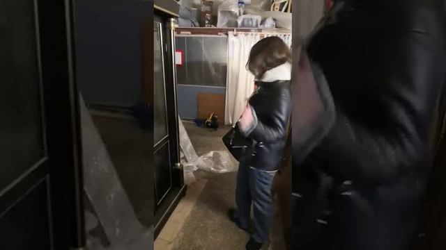 Шкаф в стиле «Русский Жакоб» и антикварный комод 19 века