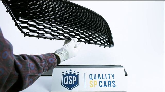 Video Griglia Nera QSPCARS Tuning per Audi R8 RESTYLING, Calandra a nido d'ape | QSPCARS.COM