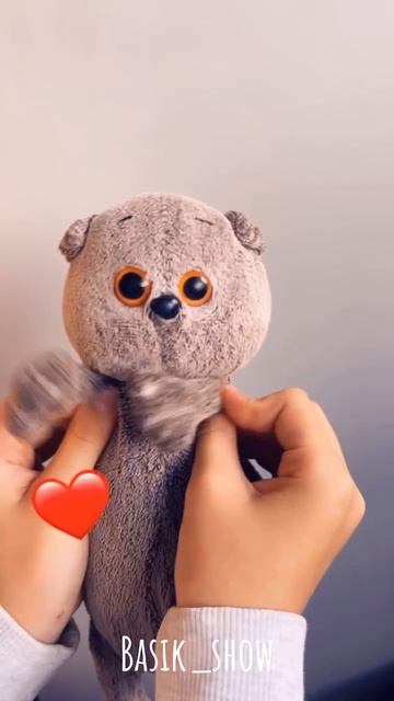 Плыли по небу тучки