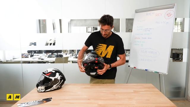 Airoh Rev. Recensito casco modulare