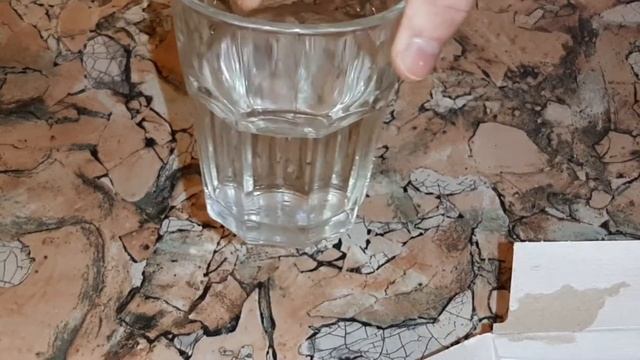 Стакан с раствором СОДЫ в холодильнике  3 практических применения.  Не магия, а практичный совет