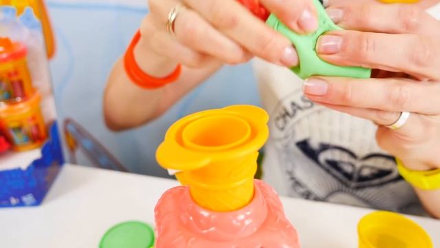 Плей До мороженое. Видео для детей. Маша и Play-Doh Town