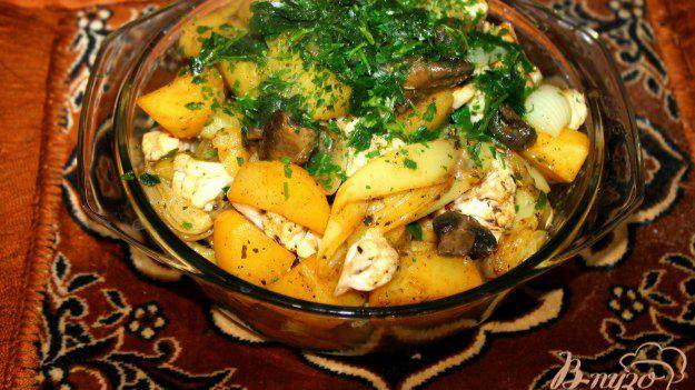 Картофель с цветной капустой и грибами в рукаве