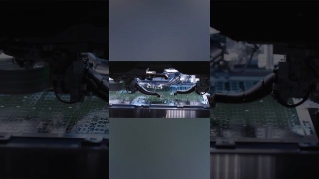SpaceX показала, как производят тарелки Starlink