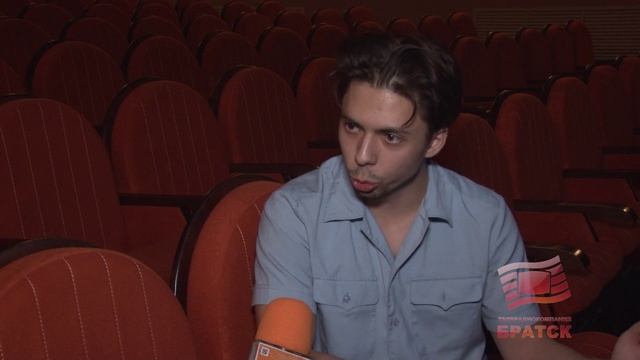 "Шукшин. Истории": Студенты Иркутского театрального училища показали спектакль в Братске