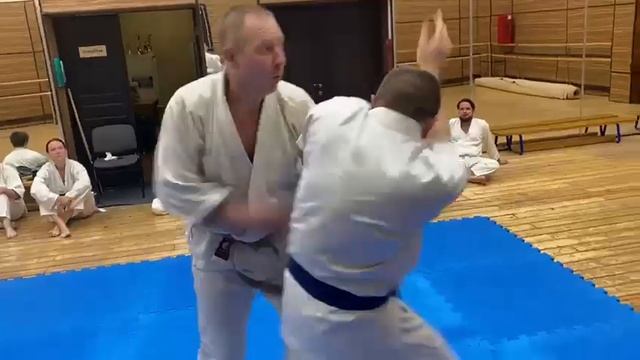 Ури куми дзю(кумитэ в пол силы) Тренировка Окинава каратэ. Роман Грузинов