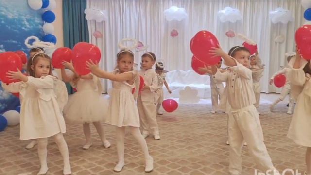 Наши мамы хороши, мы их любим от души