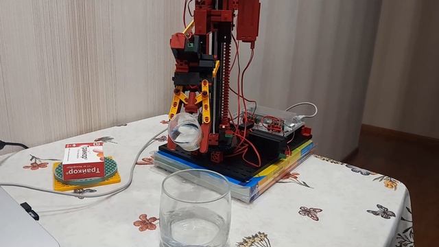 Fischertechnik манипулятор