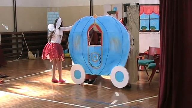 Золушка (Пепељуга)-представа на руском у Марадику, 24.03.2015.