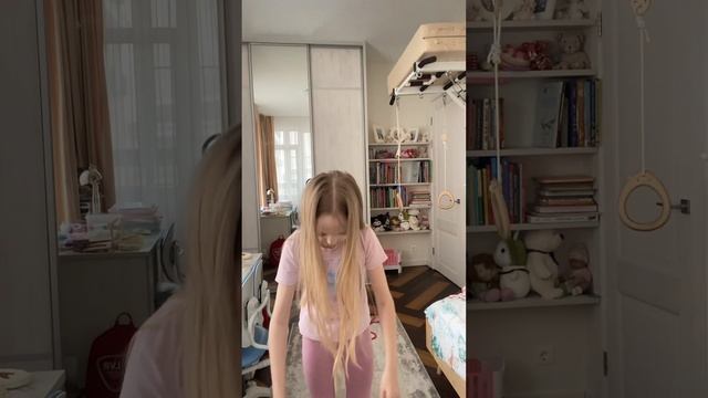 нОвАя ПЕСНЯ Я БОЛЕЮ