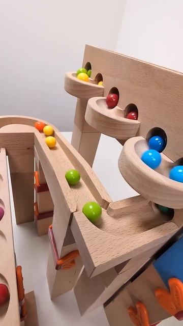 Гонка за шариками ASMR #203 Деревянная волна, разноцветные шарики