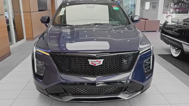 Cadillac XT4 2025 обзор