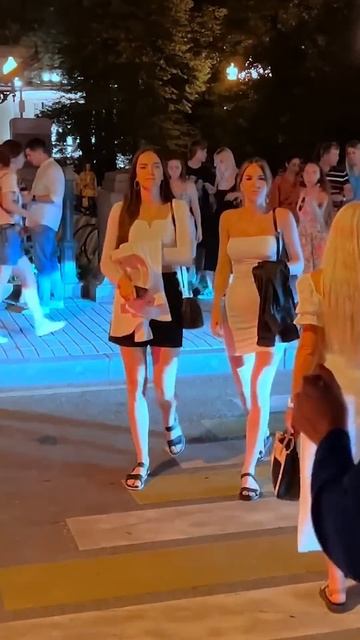 Ночная Москва | Красивые улицы, бары и прогулки по городу #ночнаяжизнь