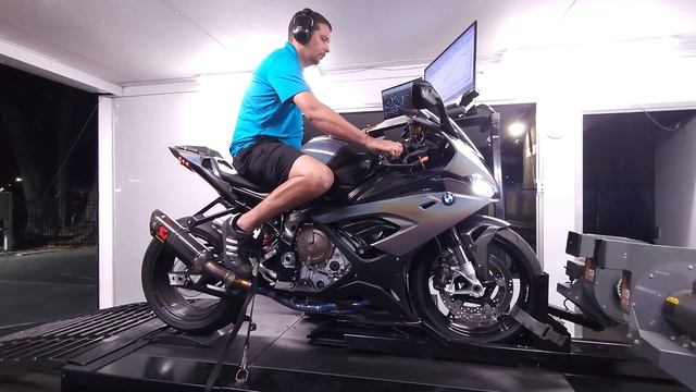 2022 BMW S1000RR  Dyno Test at the Ace Cafe in Orlando BIG numbers