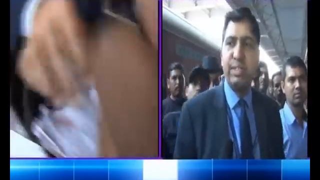 2423 राजधानी में गार्ड और टी एस के बीच जबरदस्त मारपीट