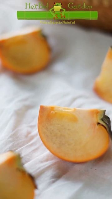 ¿Conoces el Caqui? 🐸 #caqui #fruto #nuevazelanda #china #jardinería #herbelgarden