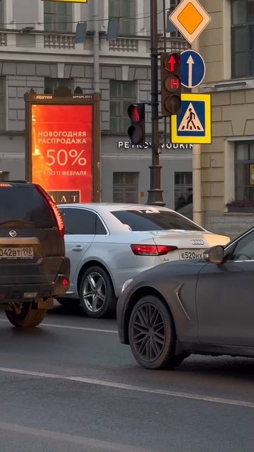 Белый конь для принцев Audi a4 b9