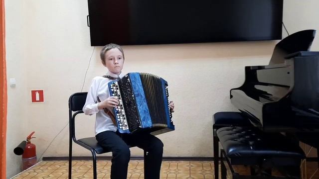 "Чардаш" Венгерский танец, исполняет Мамонов Данил