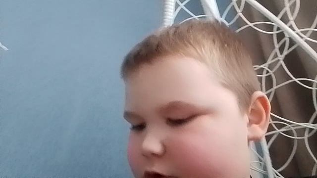 играю на гитаре часть 1