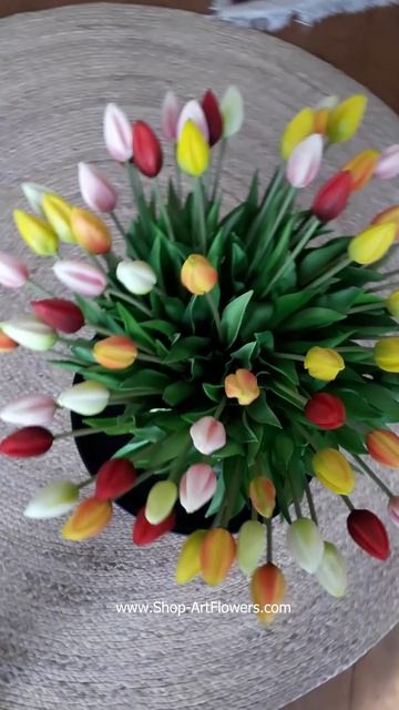 Поздравляем с международным женским днём! 💐