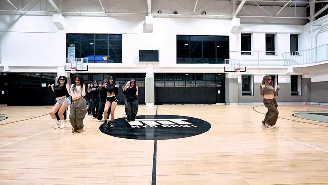Kiss of life (키스 오브 라이프) - Igloo dance practice