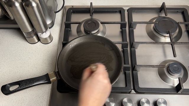 КАК ПРИГОТОВИТЬ БЛИНЫ СО СГУЩЕНКОЙ? Домашние, тонкие, ?