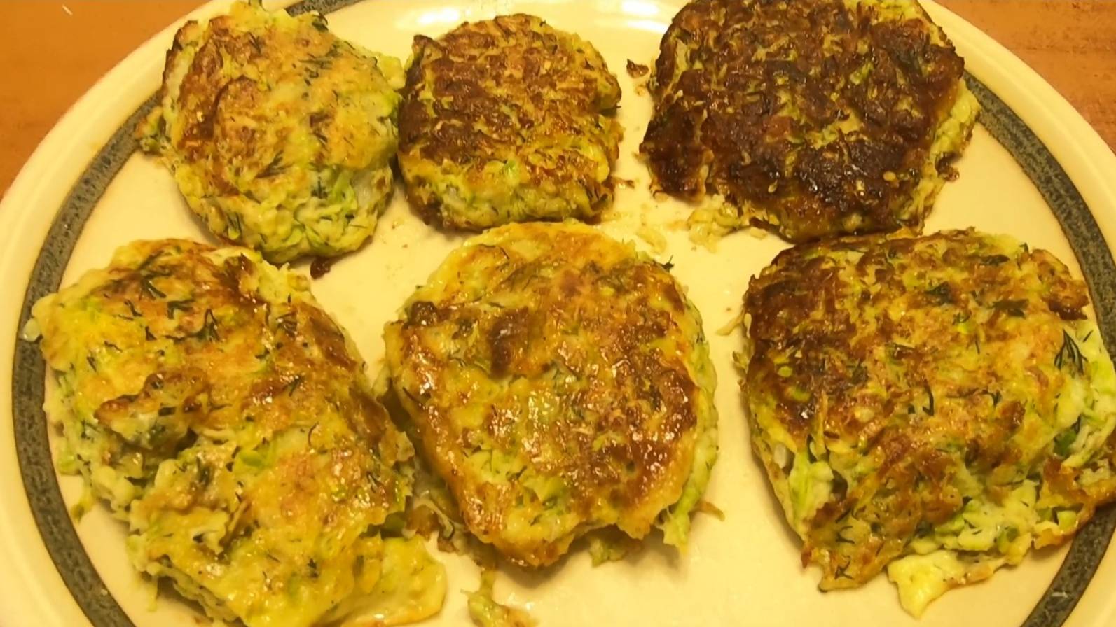 КАБАЧКОВЫЕ Котлетки. Готовьте сразу ПОБОЛЬШЕ!