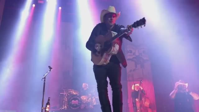The BossHoss - Wait For Me  (Live)