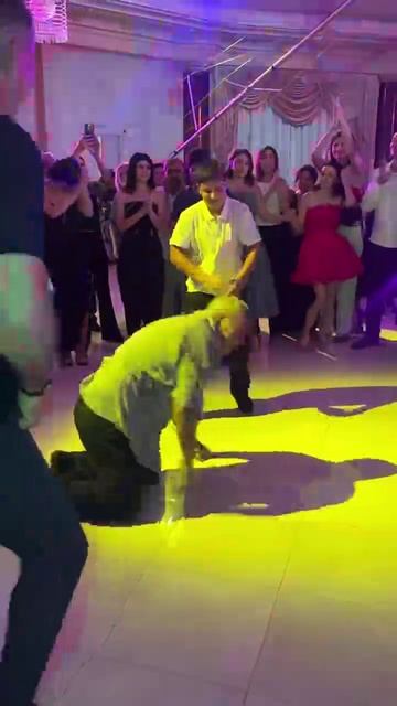 VID_20250313_212626_658