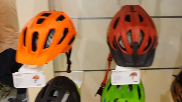 CASCOS UVEX TEMPORADA 2015