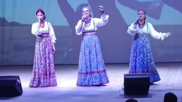 Народный ансамбль песни "СЛАВИЦА" " Стой, матушка Русь!" (музыка и слова Ирины Скибиной)
