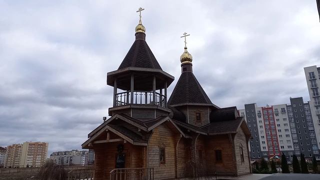 Храм