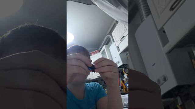 робот пистолет 2.