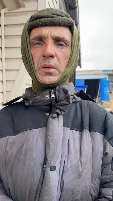 🪖ВСУшники переодеваются в гражданских, чтобы сбежать из Курского котла На видео Слуценко Сергей...