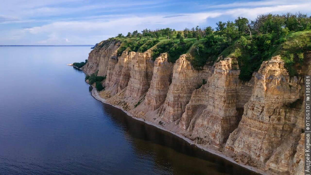 Этот тот самый случай, когда реальность оказывается круче твоих ожиданий. Ты приезжаешь на локацию с