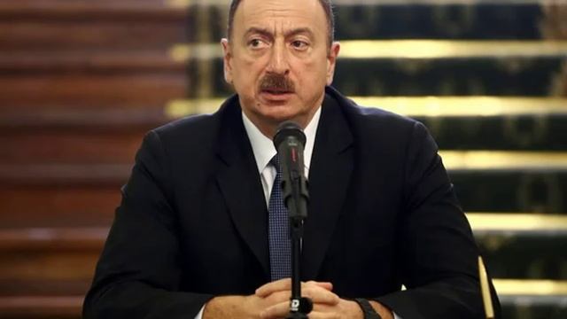 Алиев поблагодарил Путина за приглашение в Москву.