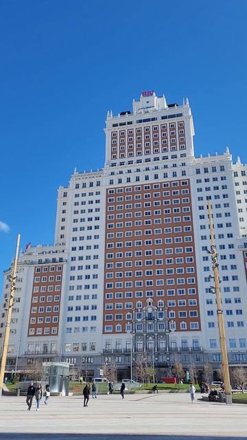 Испанское небо особенное