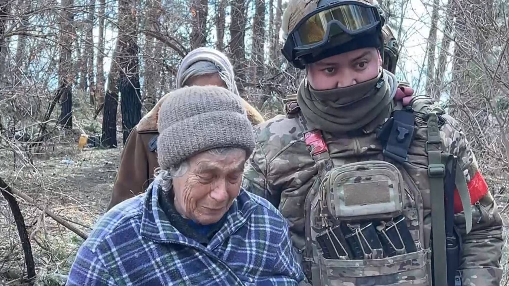 Российские войска эвакуировали более 200 мирных жителей из освобождённых районов Курской области