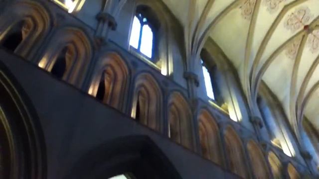 Wells Cathedral inside
