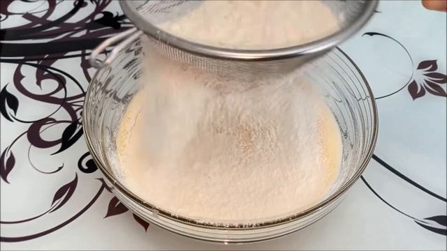 Класически пухкав блат за торта | Classic fluffy cake tray