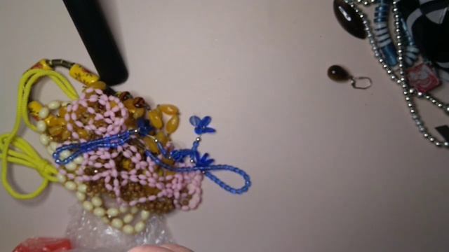 Много винтажных бус и зажим для платка (2) / Lots of vintage beads and scarf clip