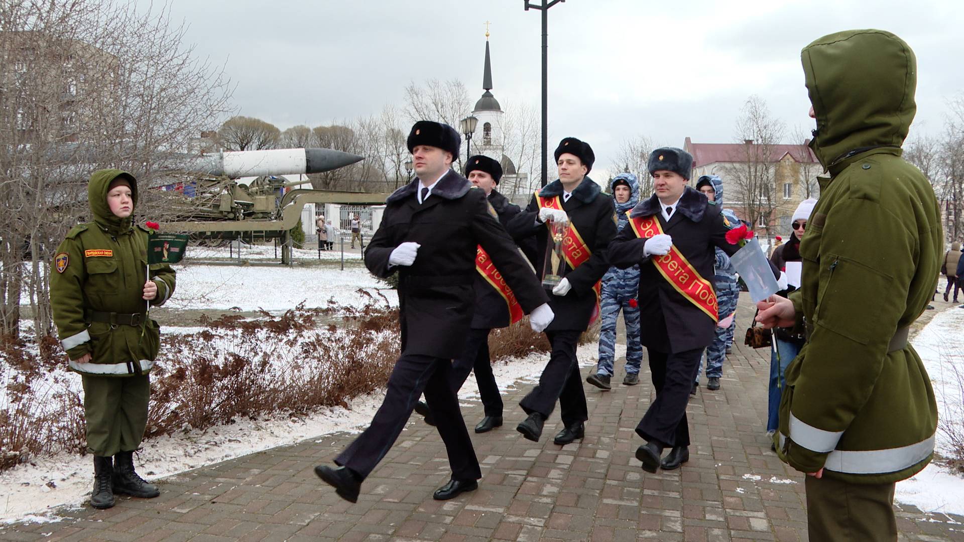 Символ Победы в парке Победы