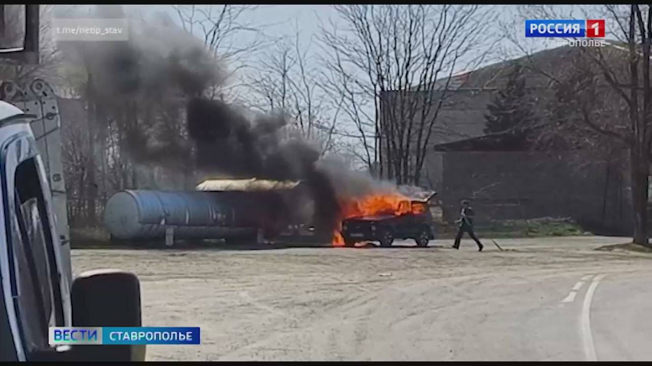 На ставропольской автозаправке взорвалась и загорелась «Нива»