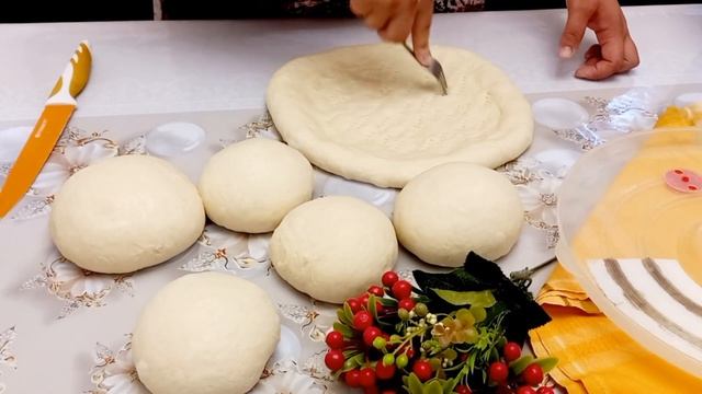 Тандыр нан. Қазанда піскен тандыр нан. Күлше нан.