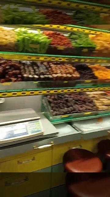 dried fruit store, Istanbul