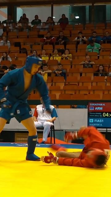A knockdown with a 4-point throw means victory for one and defeat for the other